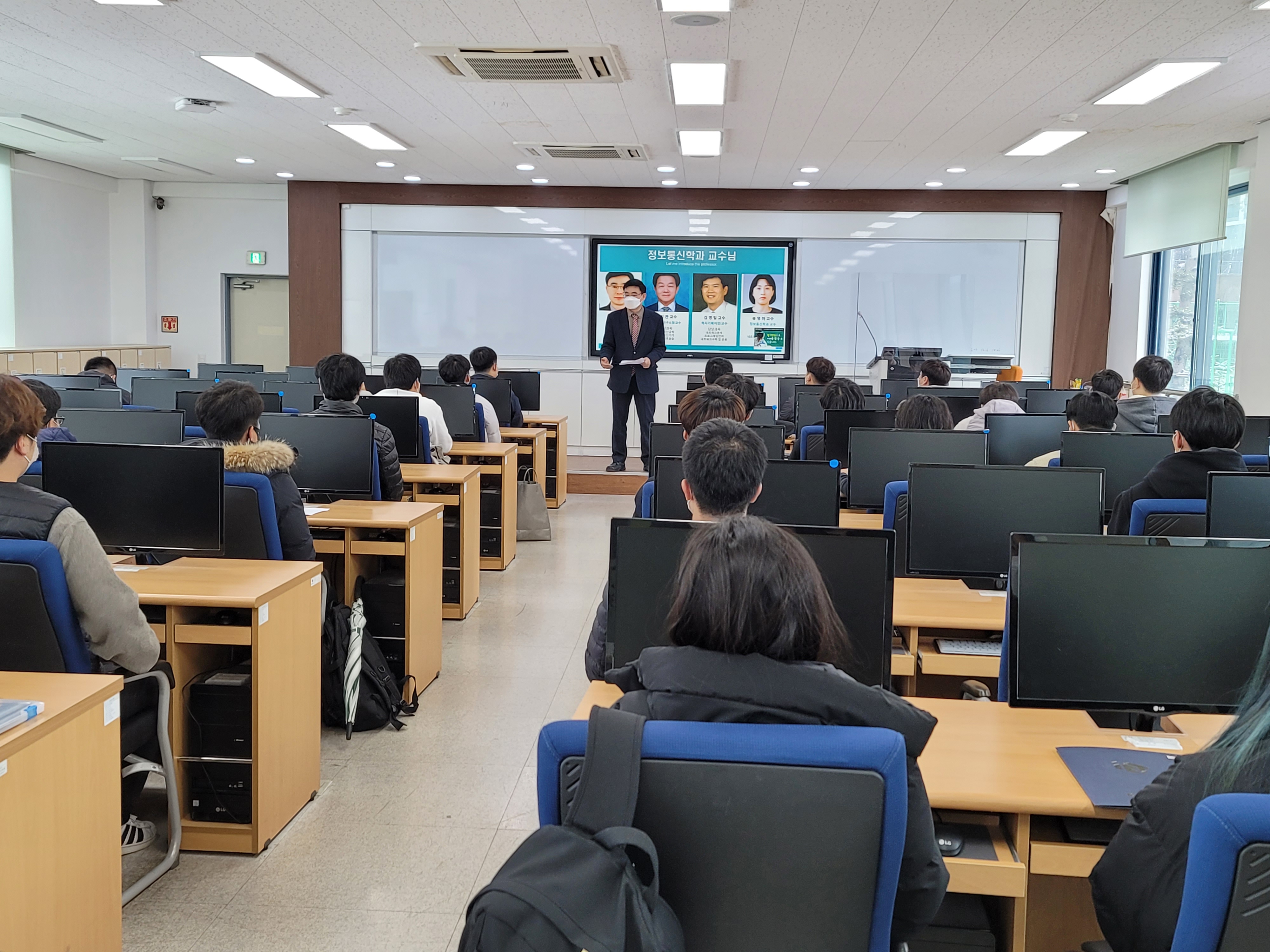 21학년도 신입생 입학식